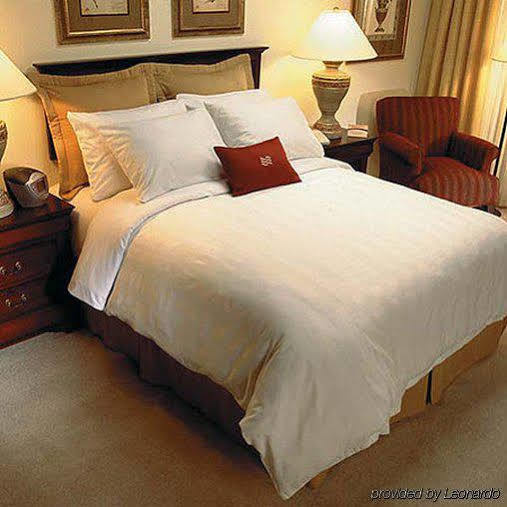 Hotel I-64 Richmond Dumbarton Ngoại thất bức ảnh