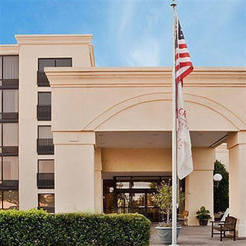 Hotel I-64 Richmond Dumbarton Ngoại thất bức ảnh