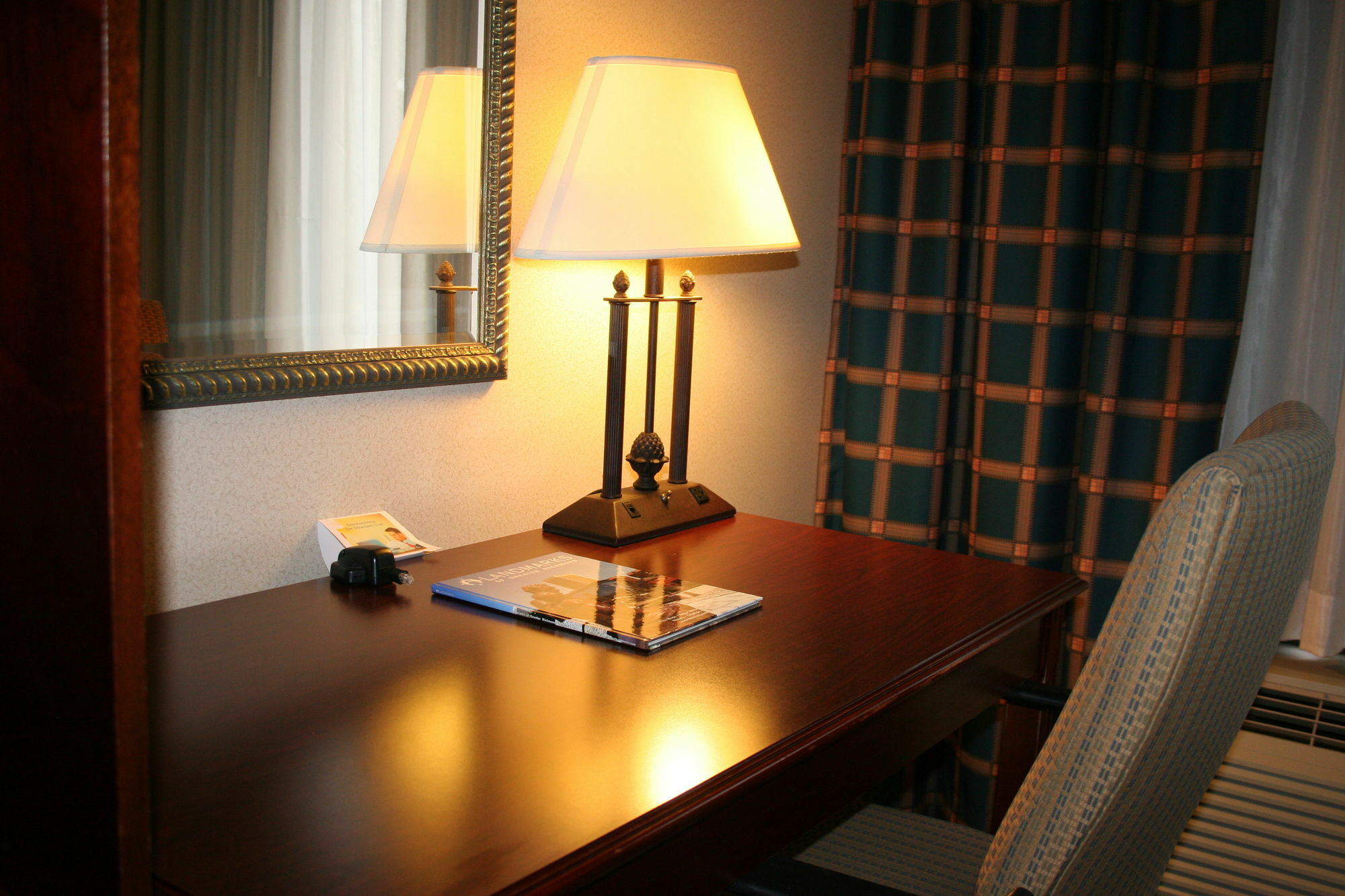 Hotel I-64 Richmond Dumbarton Ngoại thất bức ảnh
